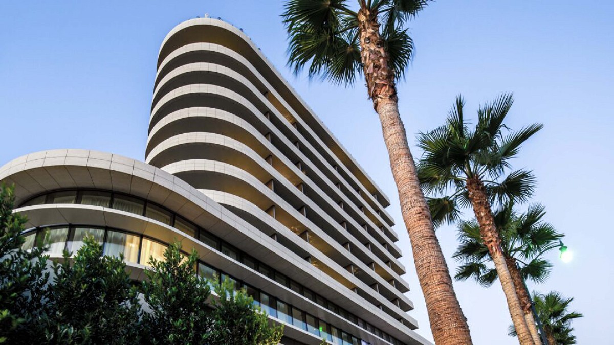 Waldorf Astoria Beverly Hills - Photo 1