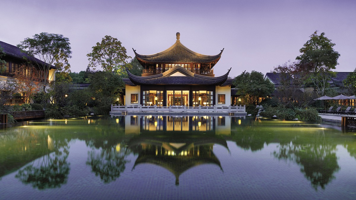 Four Seasons Hotel Hangzhou at West Lake - Photo 1