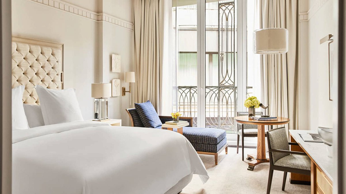 Four Seasons Hotel Madrid - Photo 4