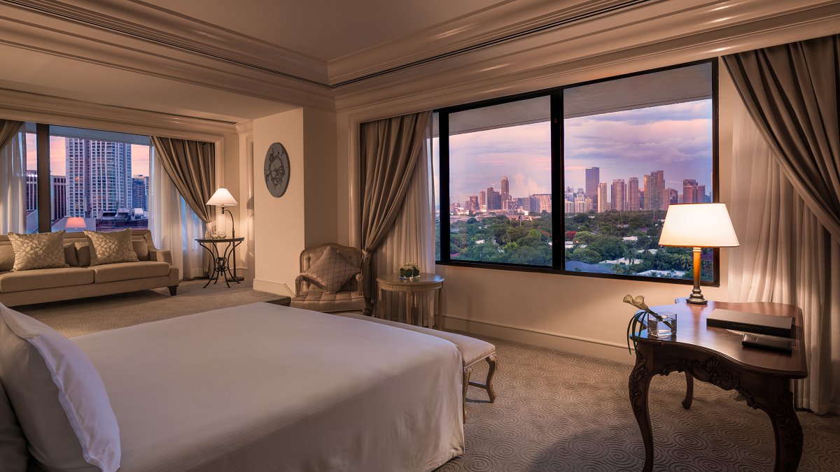 The Peninsula Manila - Photo 2