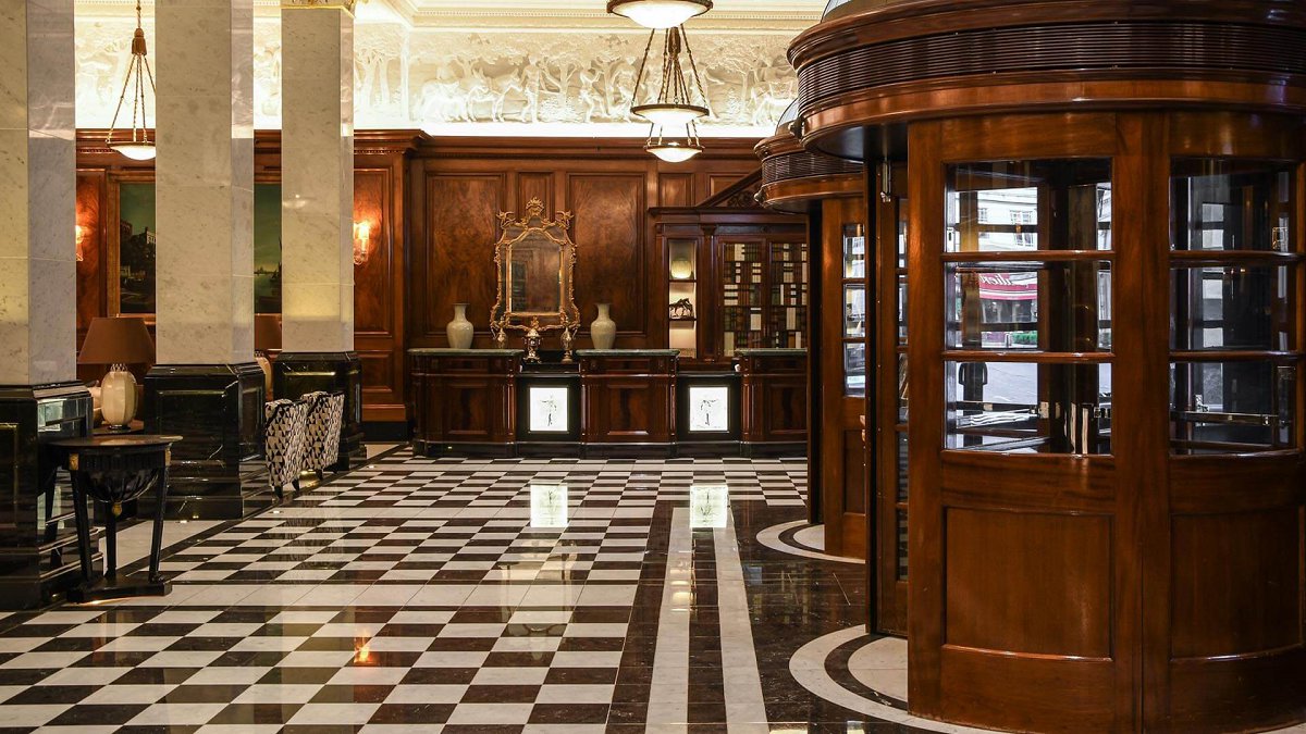 The Savoy - Photo 2