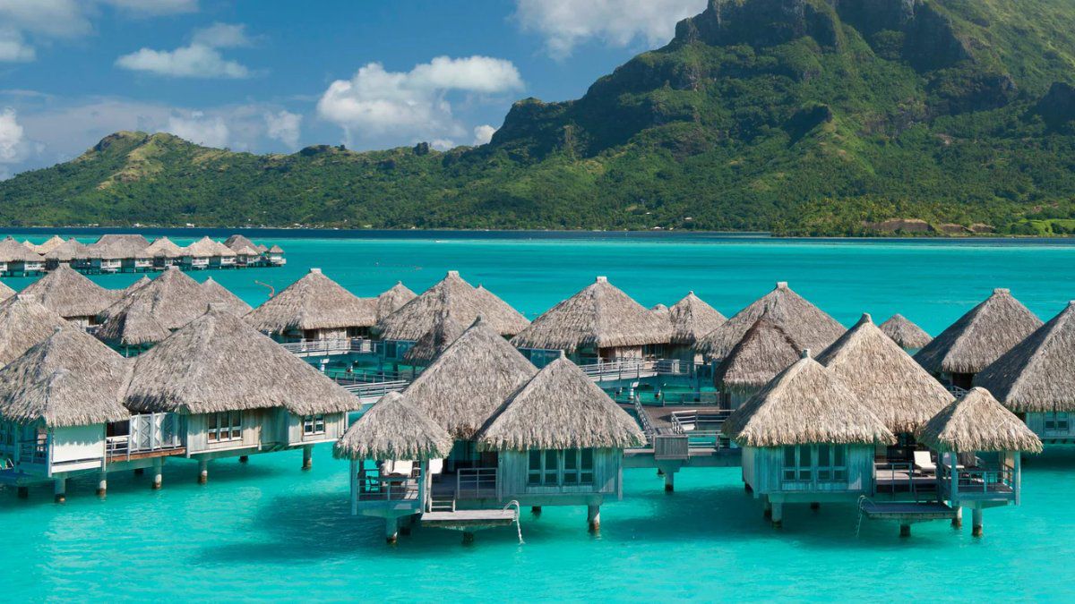 The St. Regis Bora Bora Resort - Photo 1