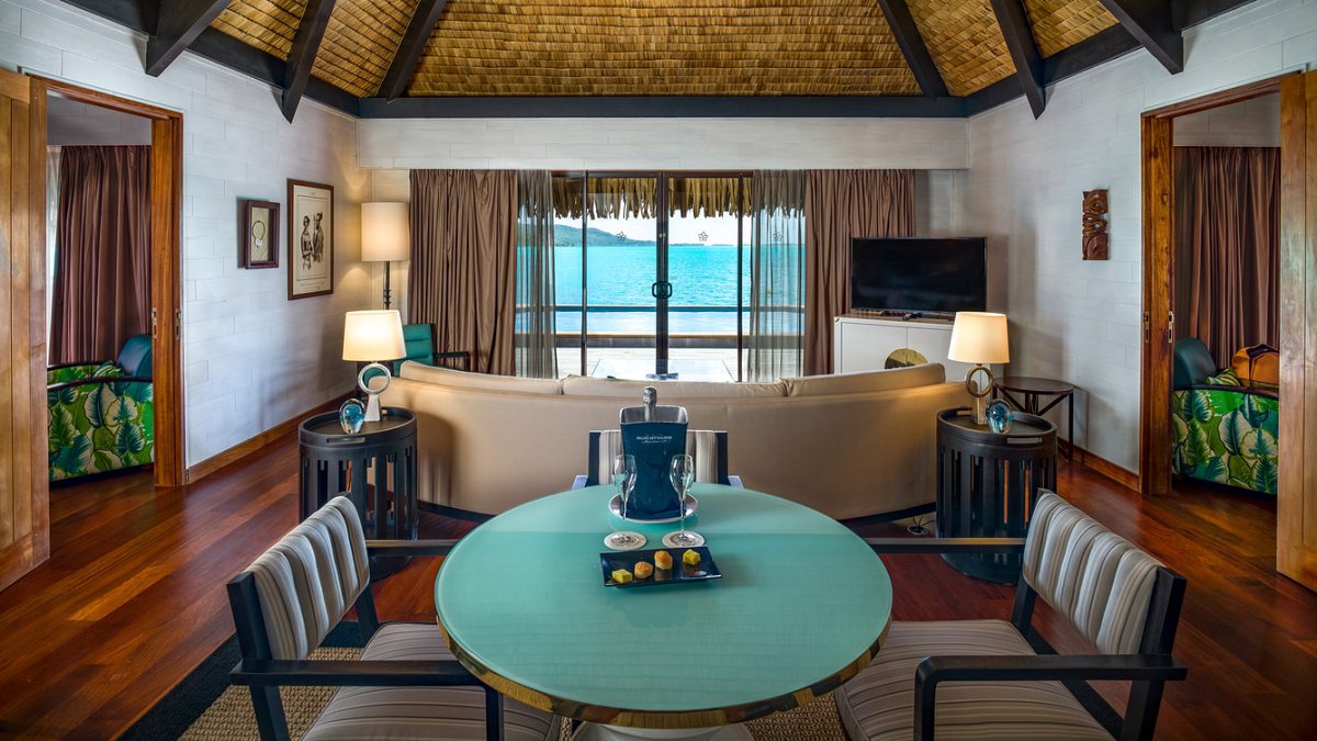 The St. Regis Bora Bora Resort - Photo 4