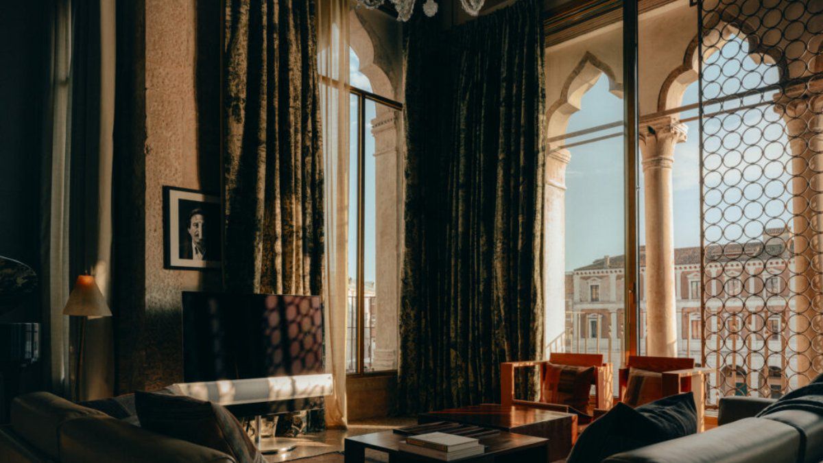 The Venice Venice Hotel - Photo 1