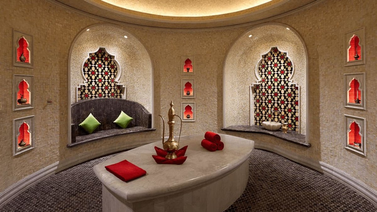 ITC Grand Chola - Photo 9